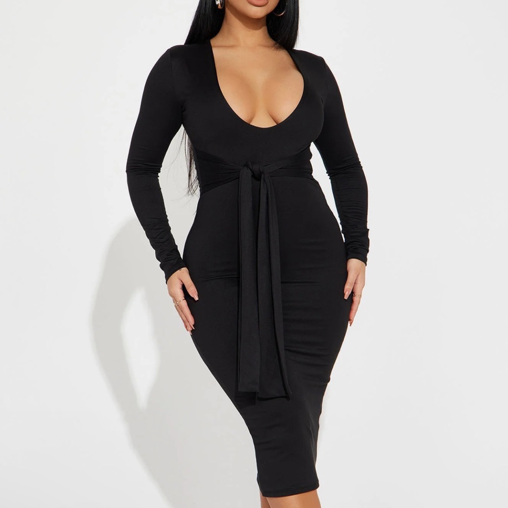 Deep V dress by fashion nova